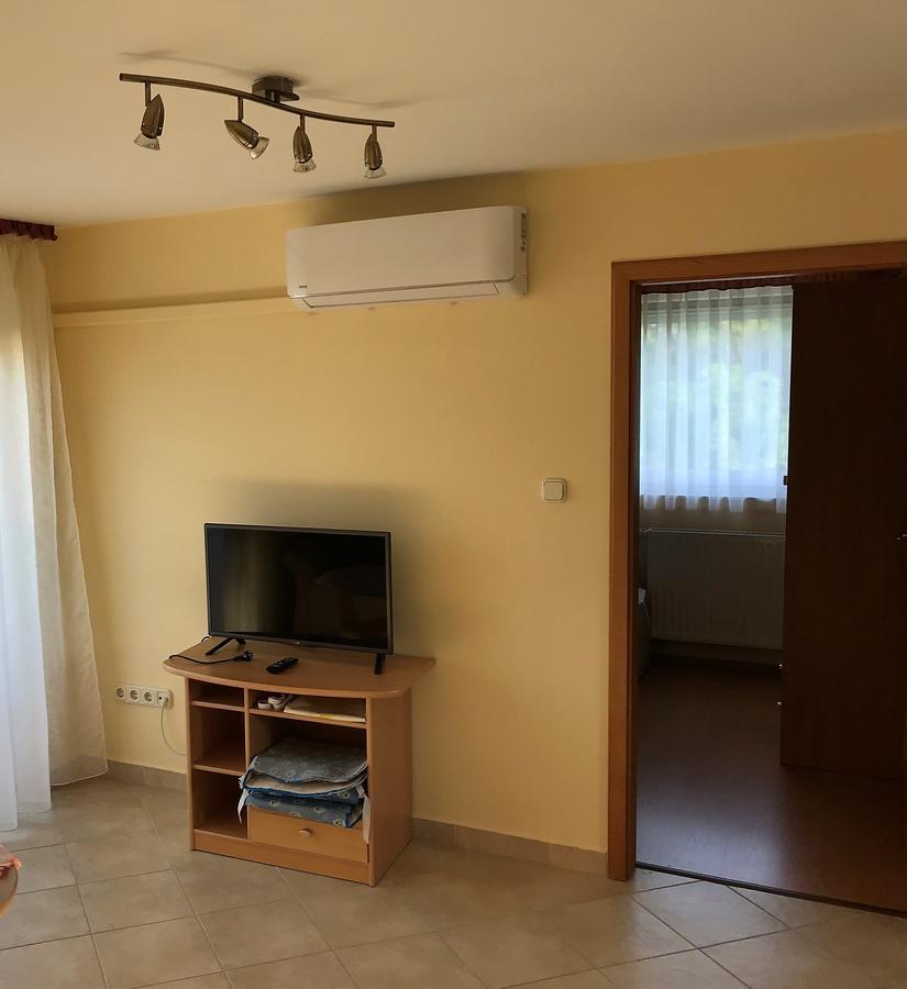 זלקרוס Katalin Apartmanhaz מראה חיצוני תמונה
