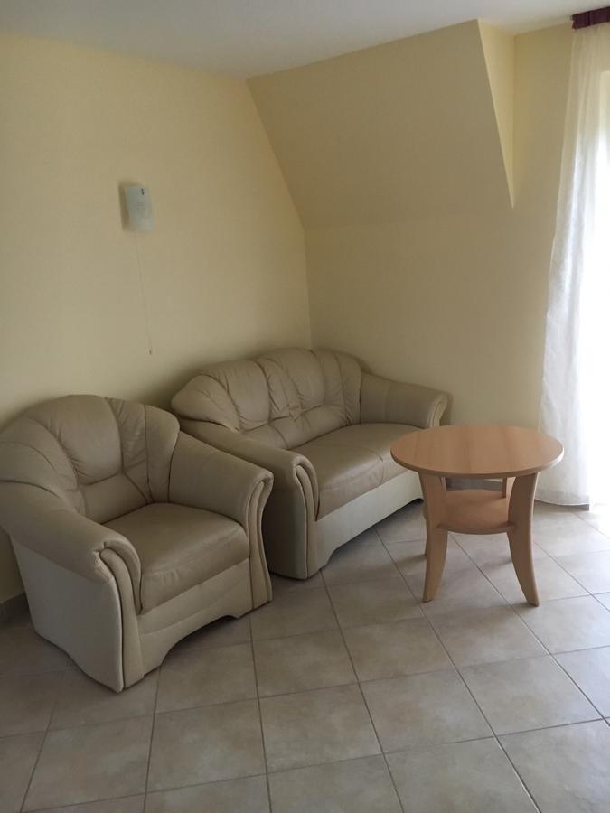 זלקרוס Katalin Apartmanhaz מראה חיצוני תמונה
